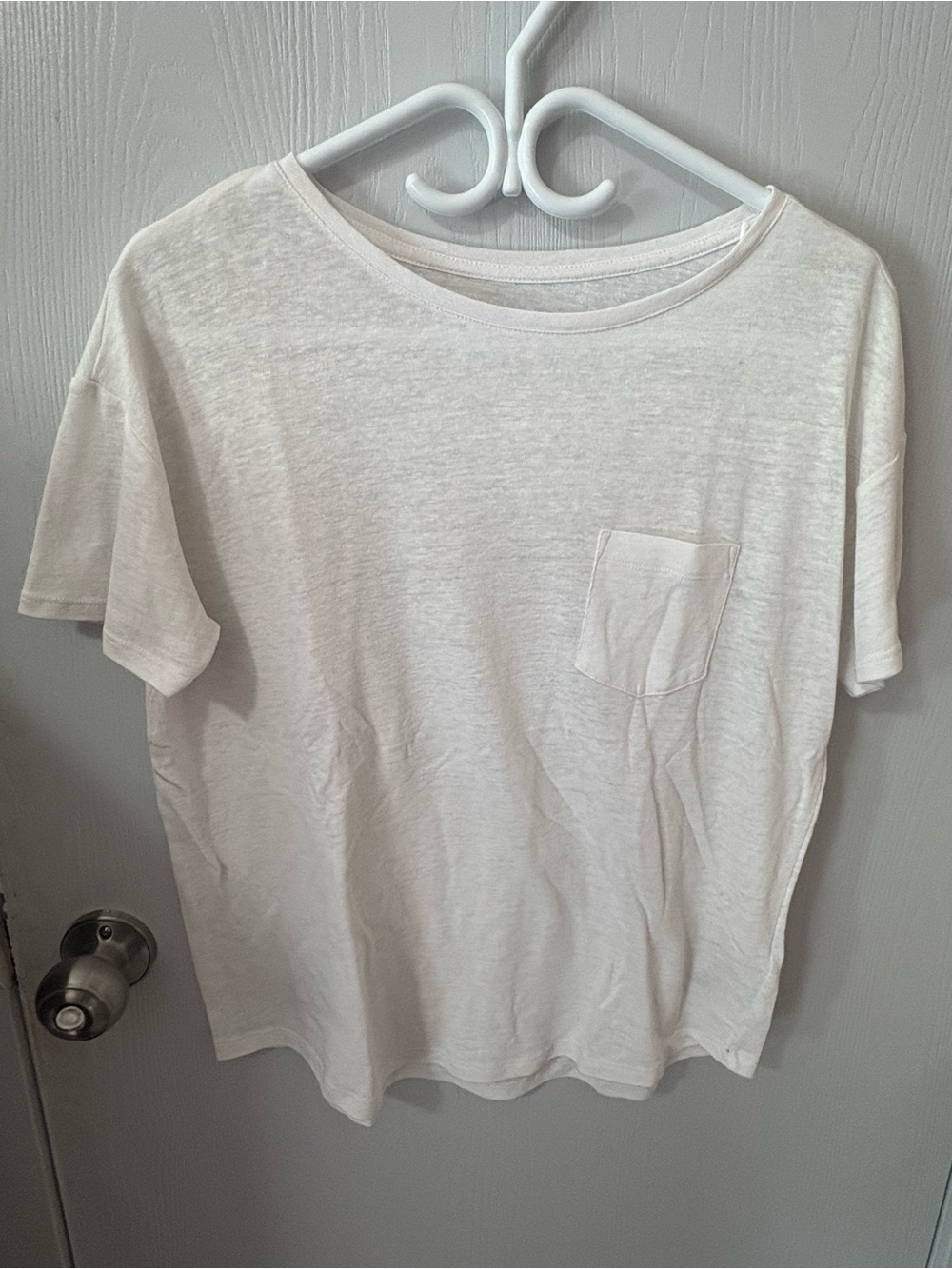 3 for $15 Old navy Classic White Pocket Tee Short Sleeve Top size medium tall